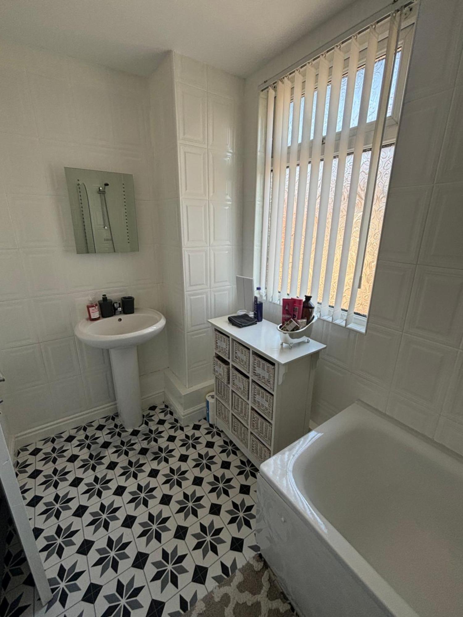 Homestay Modern Double Bedroom Liverpool